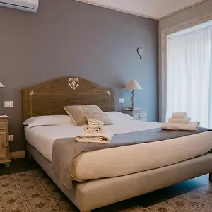 La Casa Di Alma Luxury Bed and breakfast