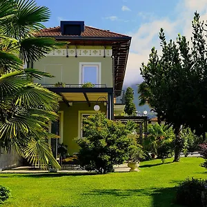  Couette-café Residenza Laurum Italie