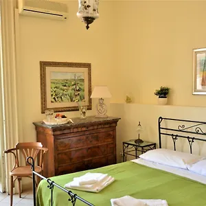 ** Bed & Breakfast Al Teatro Massimo Italy