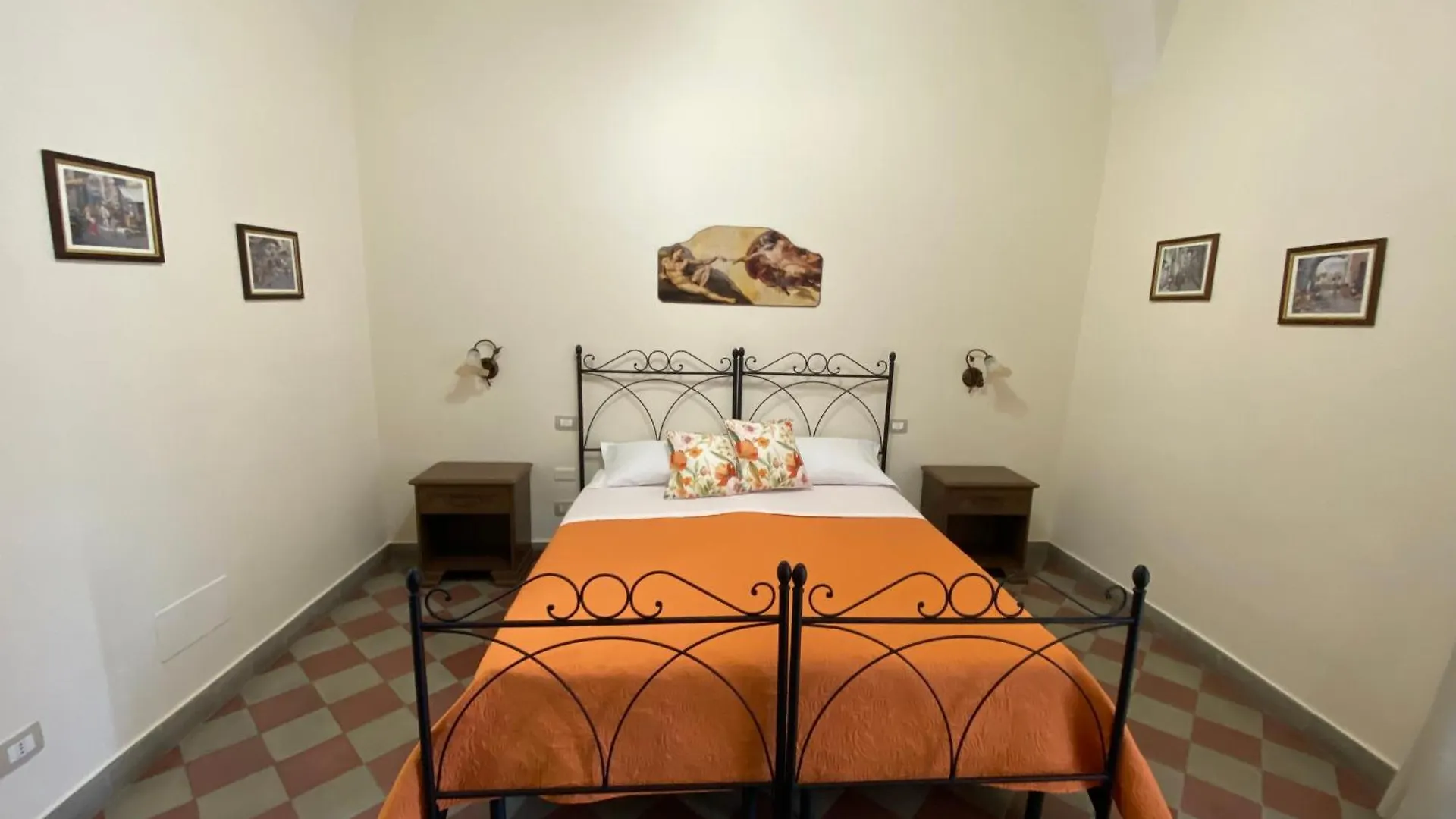 B&B Palazzo Tornabene Katanya İtalya
