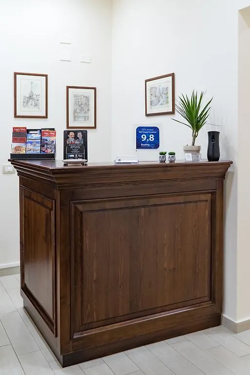 B&B Palazzo Tornabene Katanya Oda ve Kahvaltı