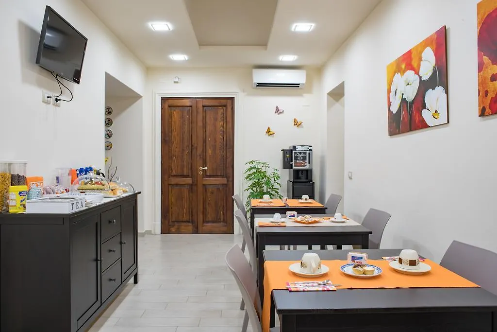 B&B Palazzo Tornabene Katanya Oda ve Kahvaltı